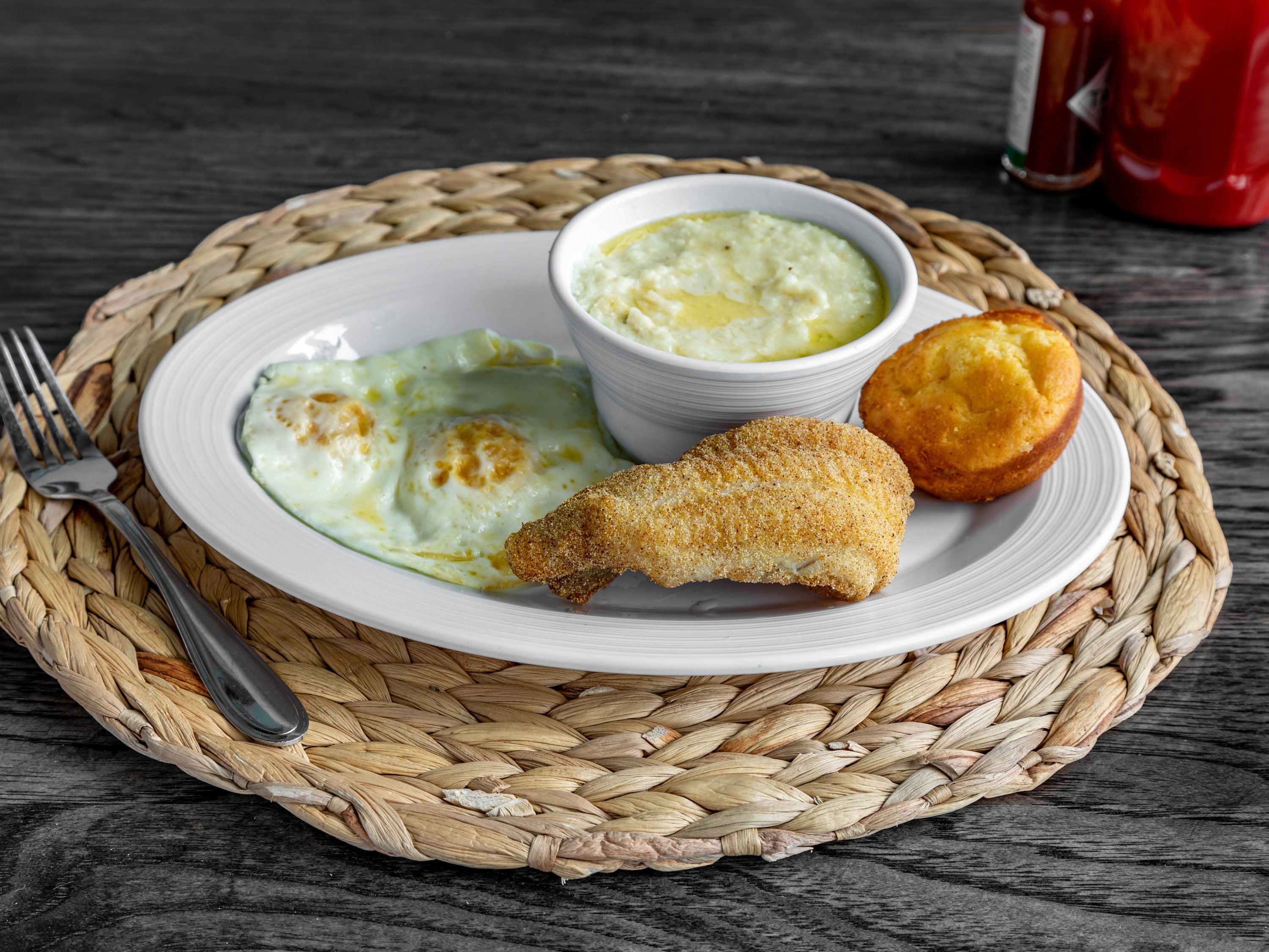 Catfish & Grits